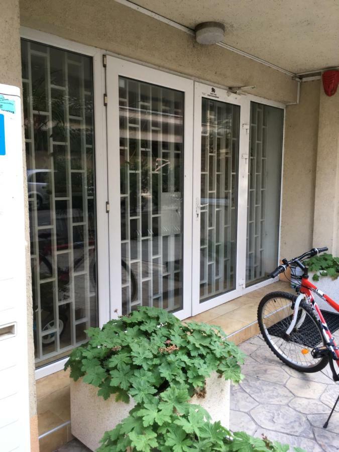 Ferienwohnung Flat near the sea Pomorie Exterior foto